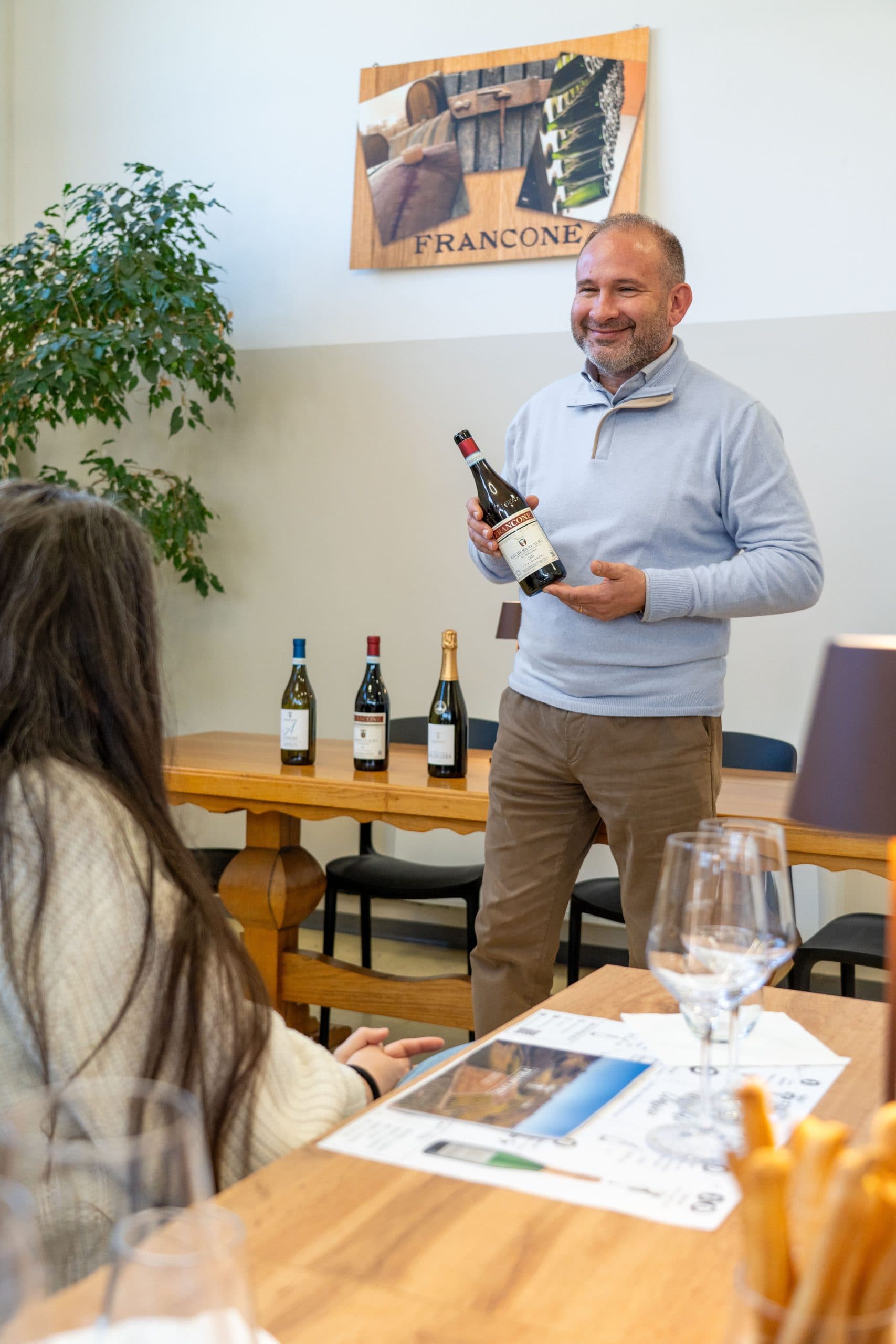 Marco presenta il Barbera